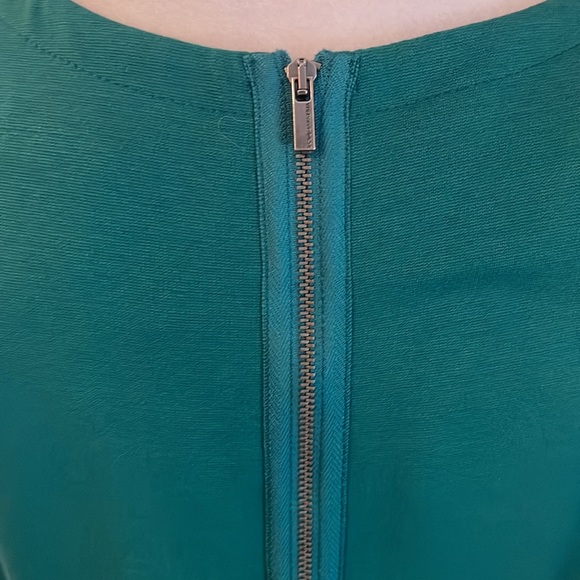 💚BCBG Jewel Green Dress - Picture 5 of 9